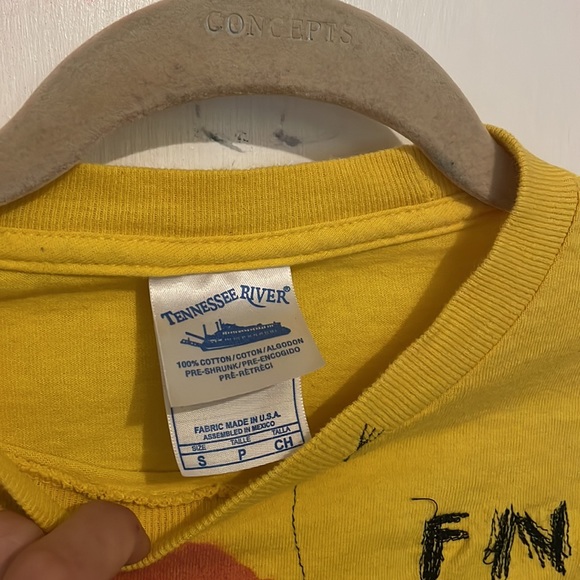 Size small upcycled Tennessee River Marilyn Monroe vintage art t-shirt - Picture 4 of 4